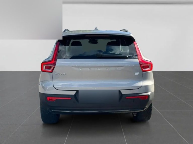 Volvo XC40 Recharge Single Motor Plus - photo 4