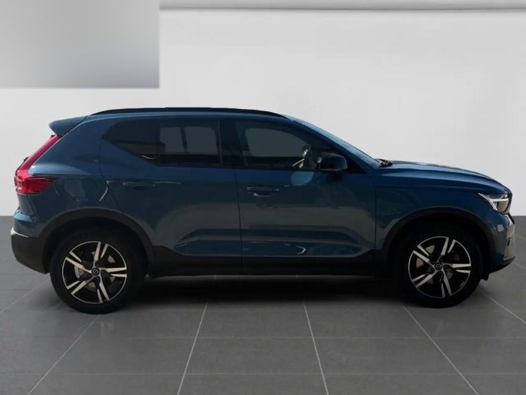 Volvo XC40 B3 Plus Dark - photo 6