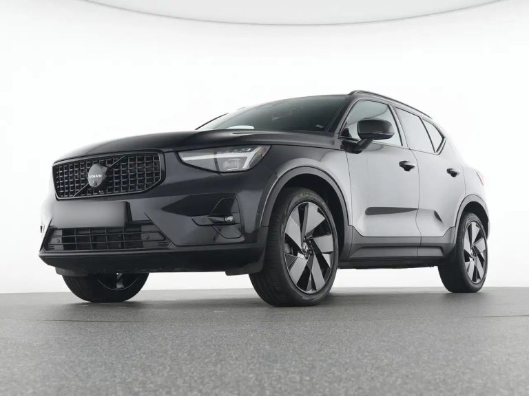 Volvo XC40 B3 Plus Black Edition