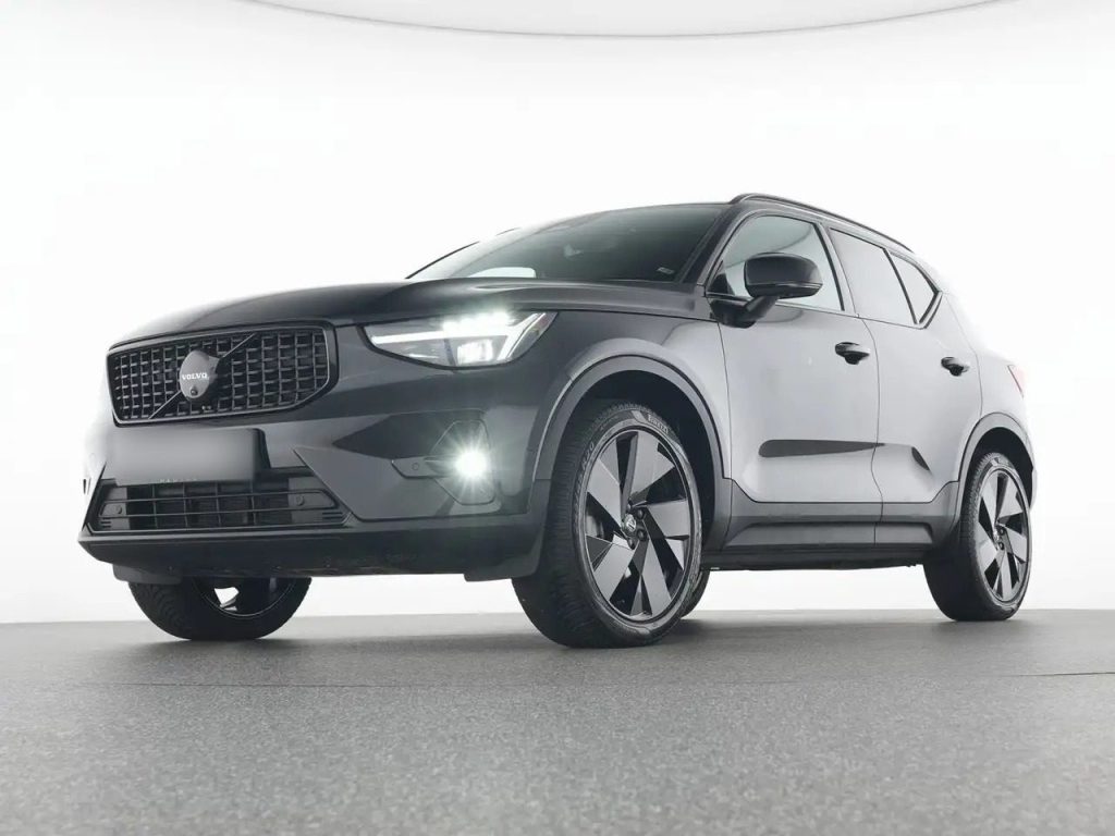 Volvo XC40 B3 Plus Black Edition