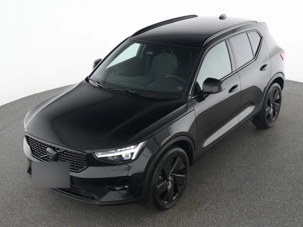 Volvo XC40 B3 Plus Black Edition