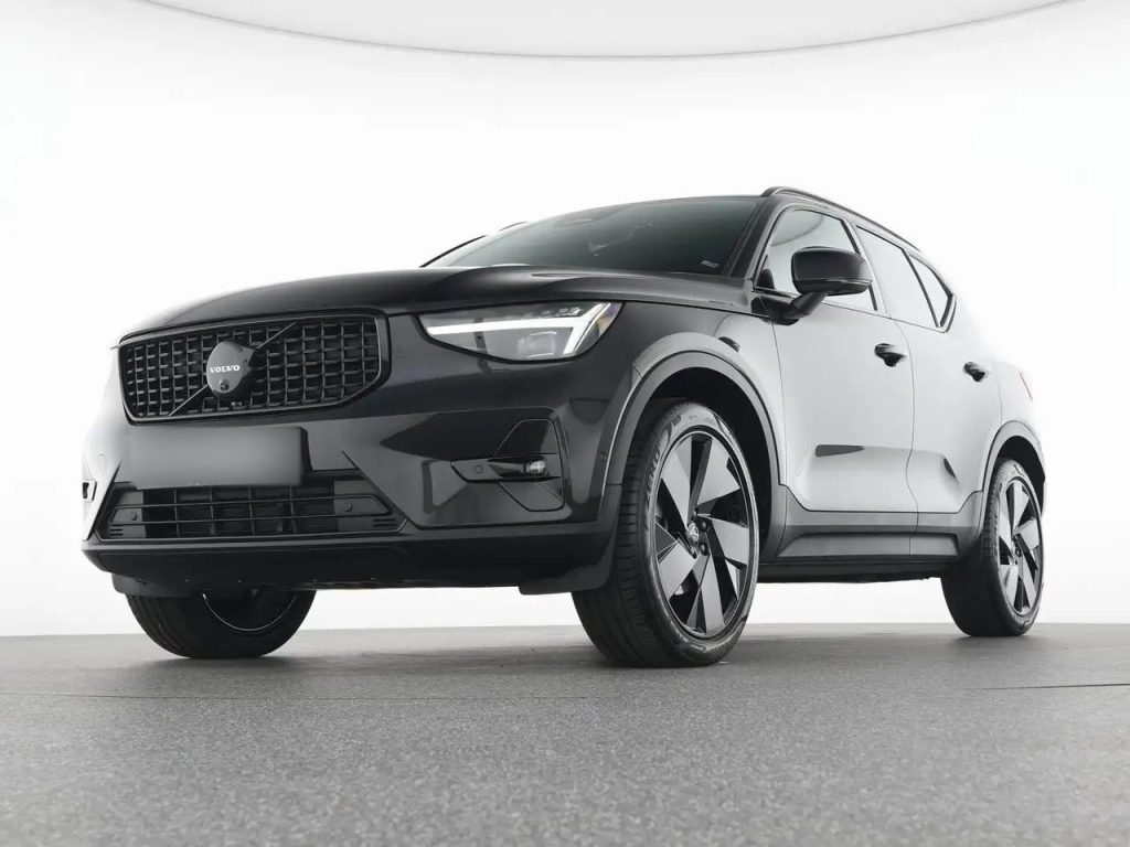 Volvo XC40 B3 Plus Black Edition