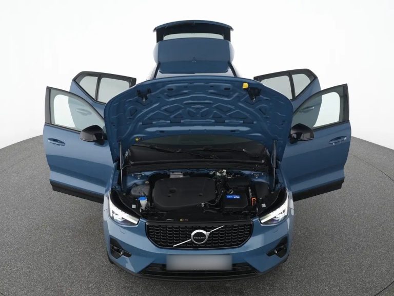 Volvo XC40 B3 Plus - photo 12