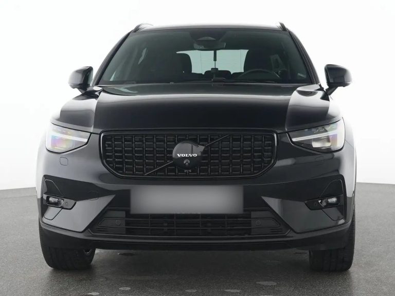 Volvo XC40 B3 Plus Black Edition - photo 14