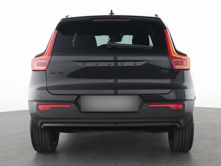 Volvo XC40 B3 Plus Black Edition - photo 15