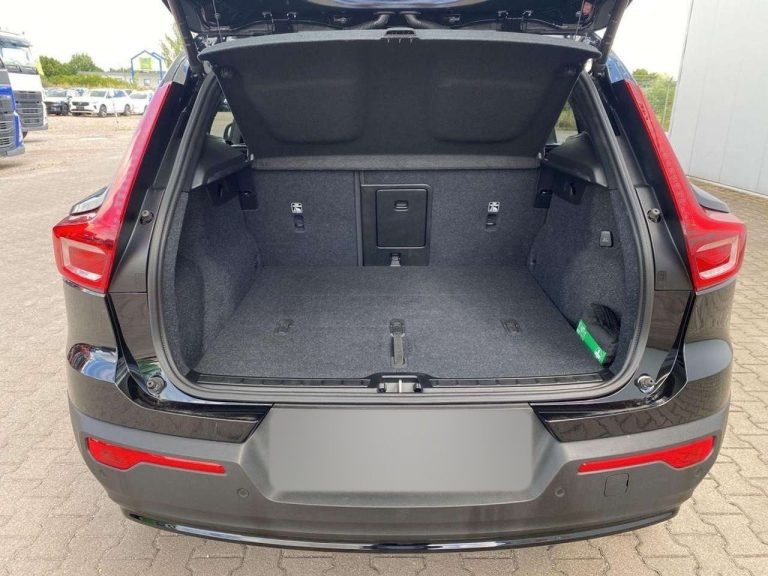 Volvo XC40 B3 Plus Dark - photo 15