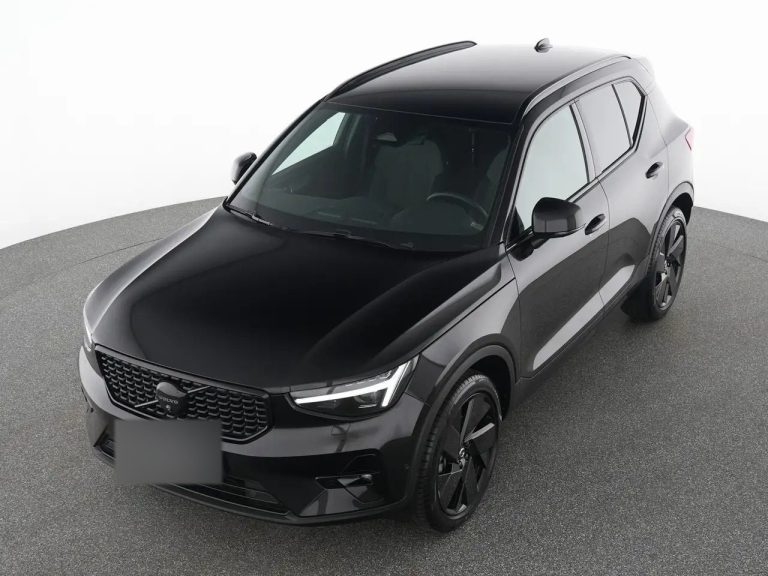 Volvo XC40 B3 Plus Black Edition - photo 17