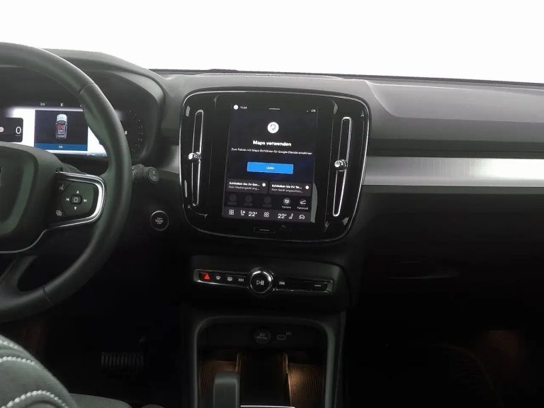 Volvo XC40 B3 Plus Black Edition - photo 6