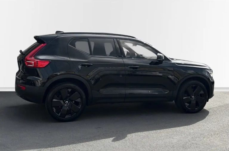 Volvo XC40 B3 Plus Black Edition - photo 6