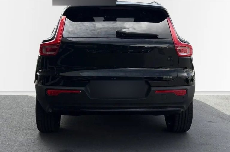 Volvo XC40 B3 Plus Black Edition - photo 7
