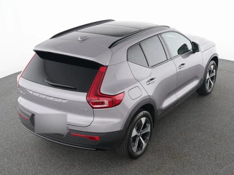 Volvo XC40 B3 Plus Dark - photo 18