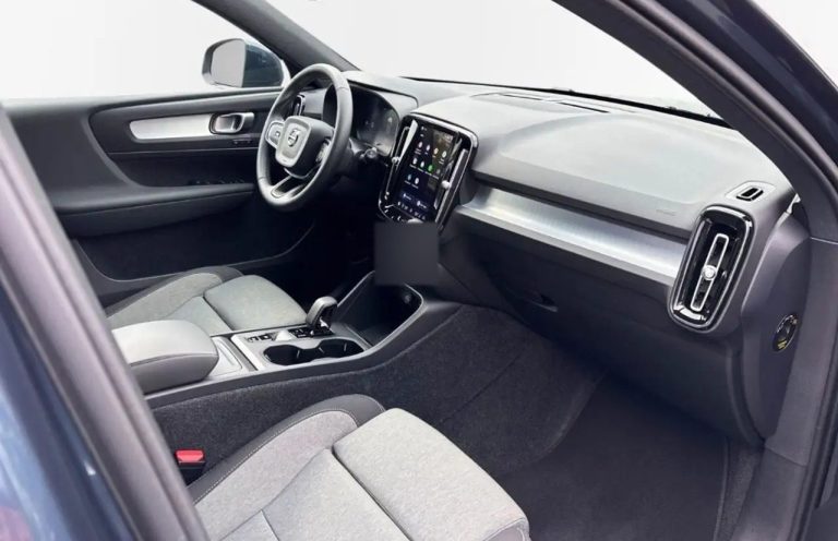 Volvo XC40 B3 Core - photo 3