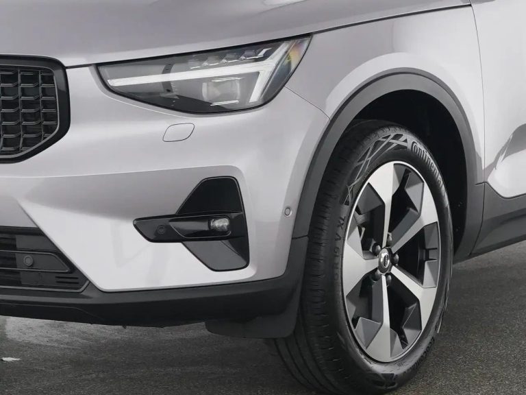 Volvo XC40 B3 Plus Dark - photo 8
