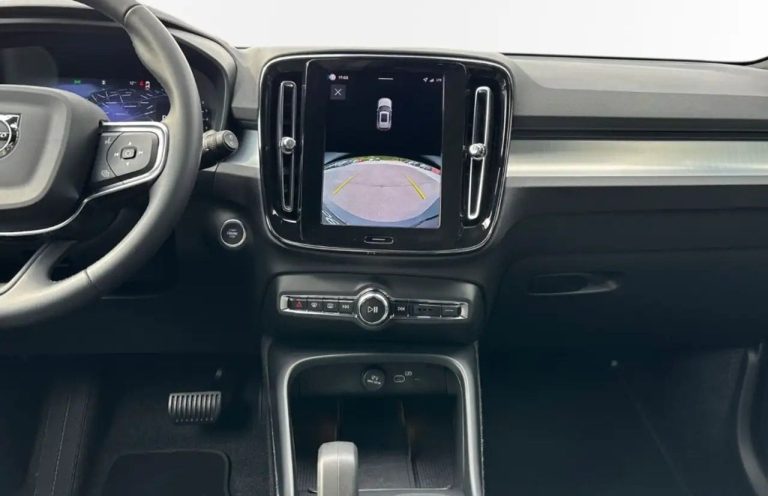 Volvo XC40 B3 Core - photo 9