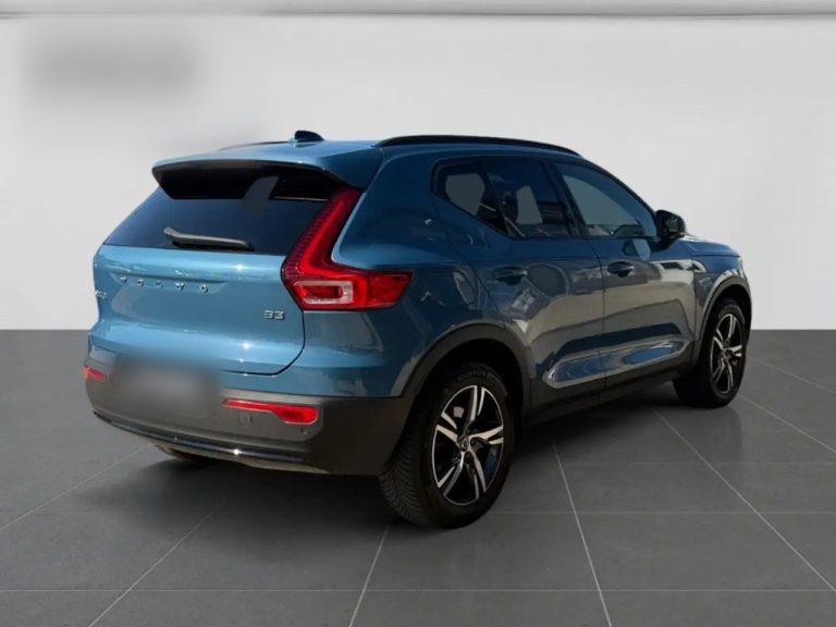 Volvo XC40 B3 Plus Dark - photo 5