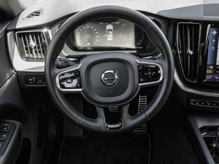 Volvo XC60 T8 Recharge AWD R-Design - photo 6