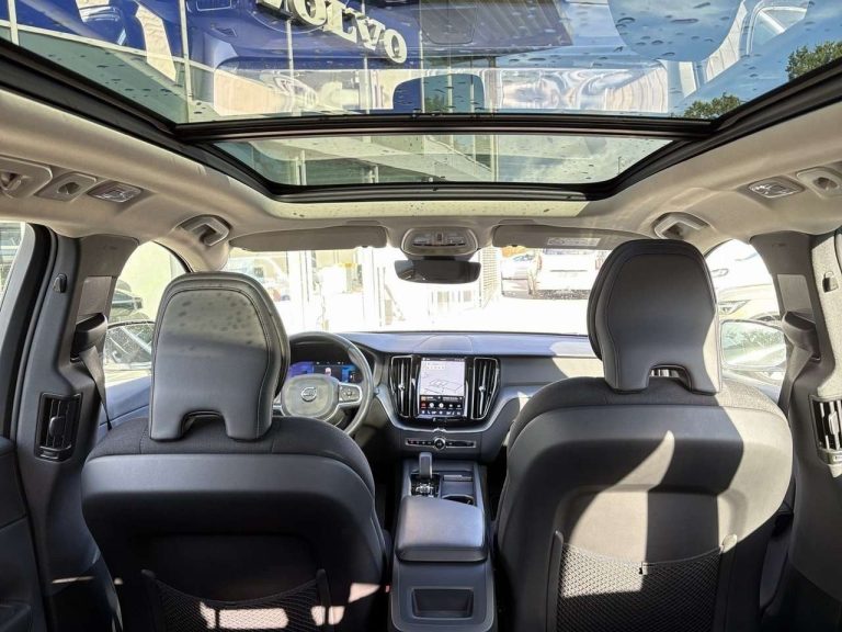 Volvo XC60 T6 Recharge AWD Inscription - photo 9