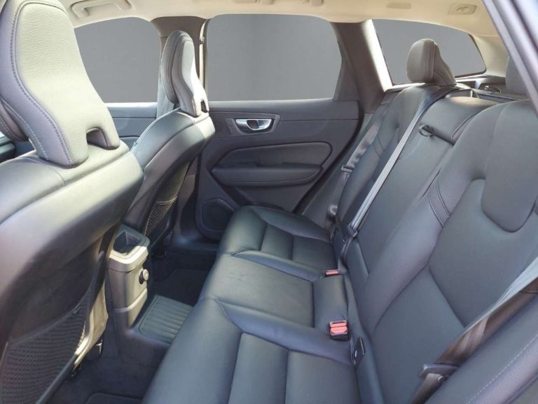 Volvo XC60 T6 Recharge AWD Plus Bright - photo 11