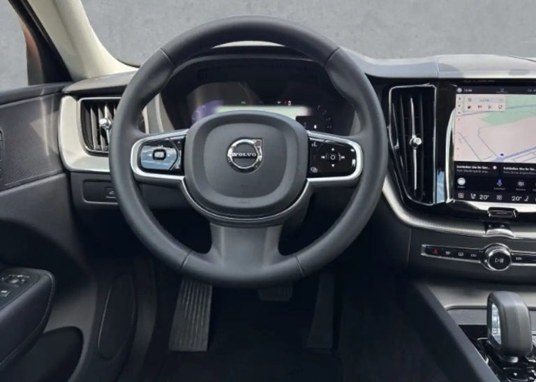 Volvo XC60 B4 Plus - photo 14