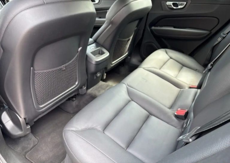 Volvo XC60 B4 Plus - photo 18