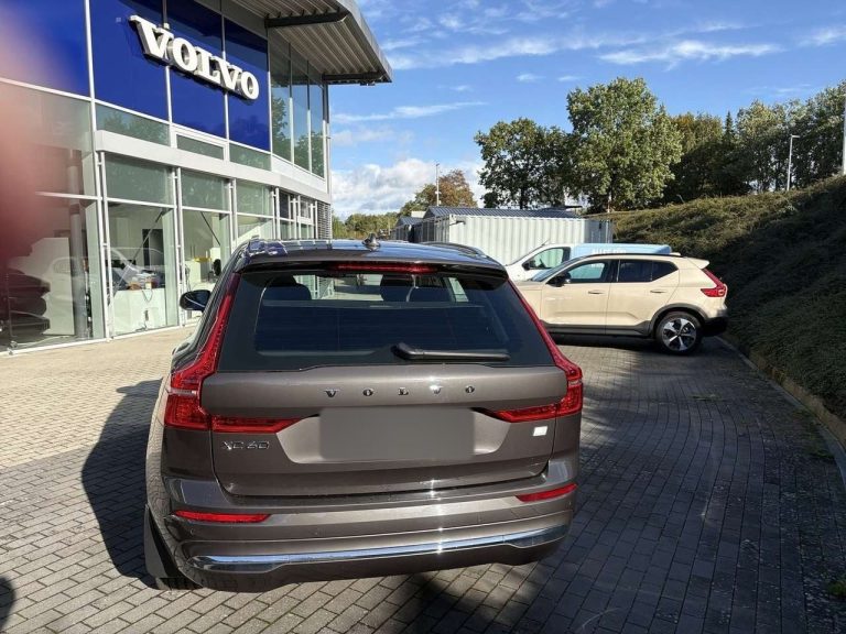 Volvo XC60 T6 Recharge AWD Inscription - photo 2