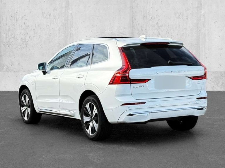 Volvo XC60 Recharge T6 AWD Plus Bright - photo 2