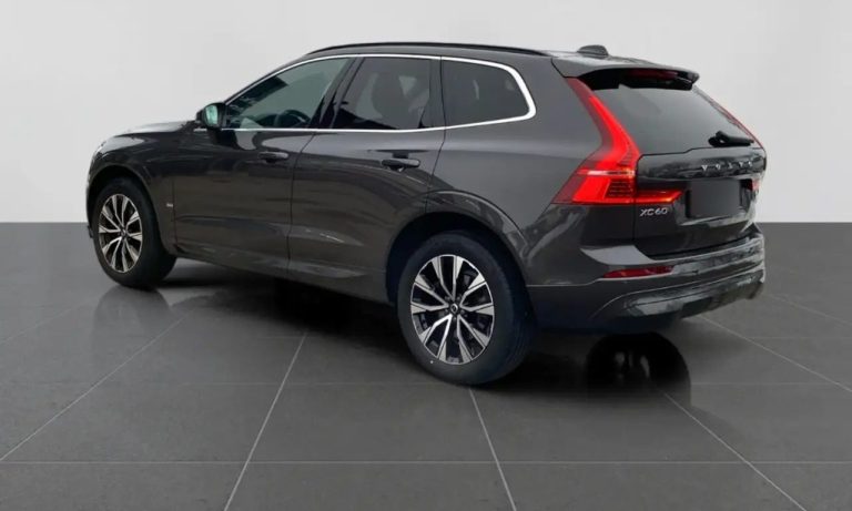 Volvo XC60 B4 AWD Core - photo 3