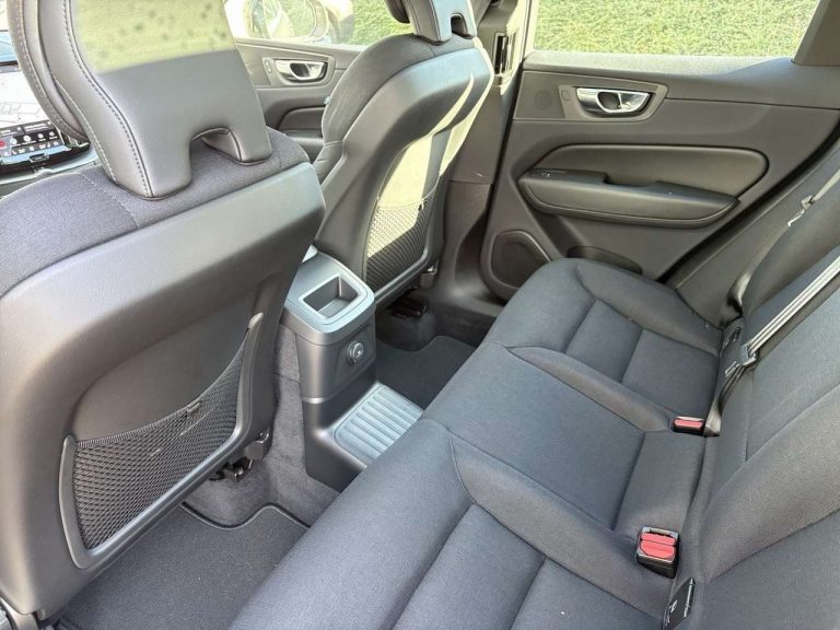 Volvo XC60 T6 Recharge AWD Inscription - photo 7