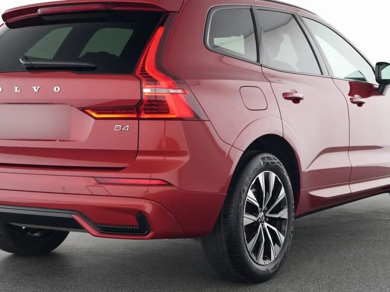 Volvo XC60 B4 Plus Dark - photo 10
