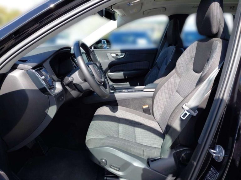 Volvo XC60 T6 Recharge AWD Inscription Expression - photo 13