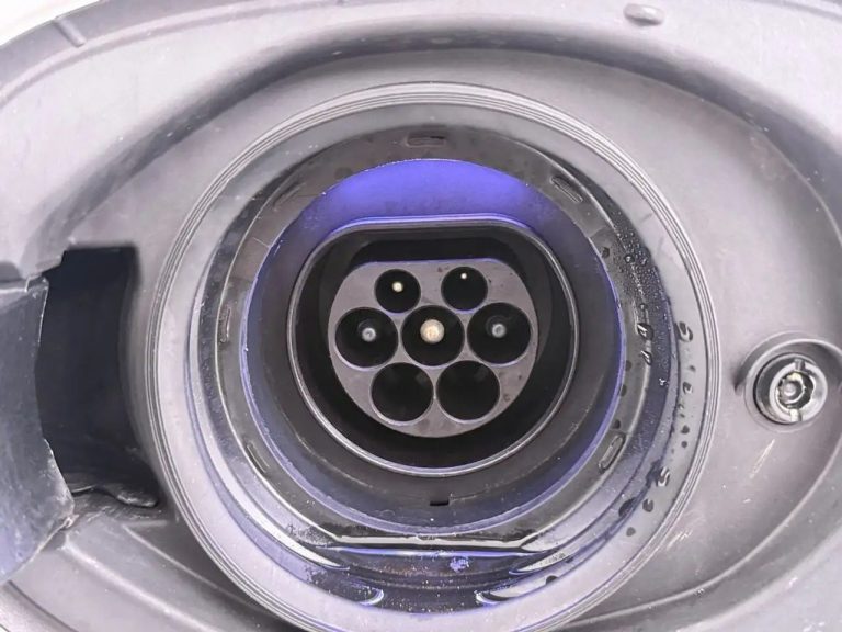 Volvo XC60 T8 Recharge Core AWD - photo 13