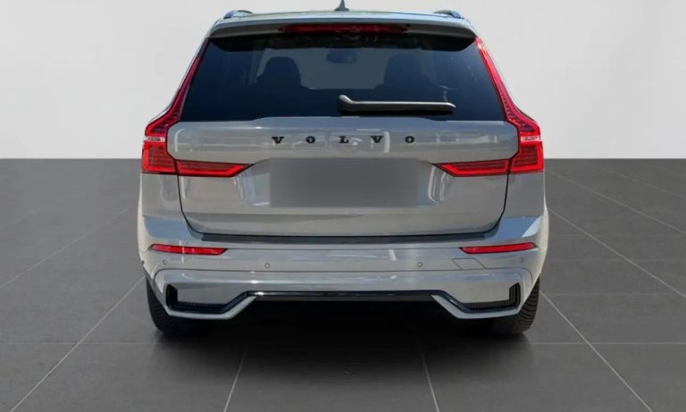 Volvo XC60 B4 Plus Dark - photo 4