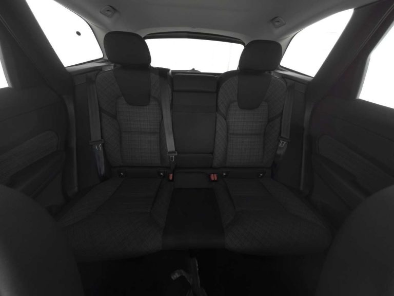 Volvo XC60 B4 Core - photo 6