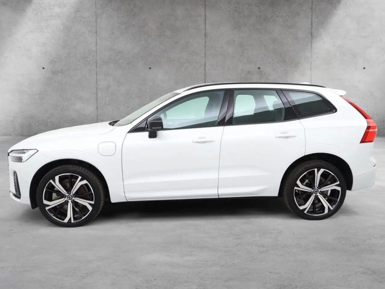Volvo XC60 Recharge T6 AWD Plus Dark - photo 7