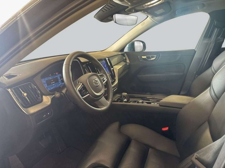 Volvo XC60 T6 Recharge AWD Plus Bright - photo 8