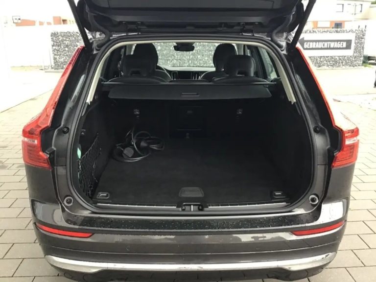 Volvo XC60 T6 Recharge Inscription AWD - photo 8