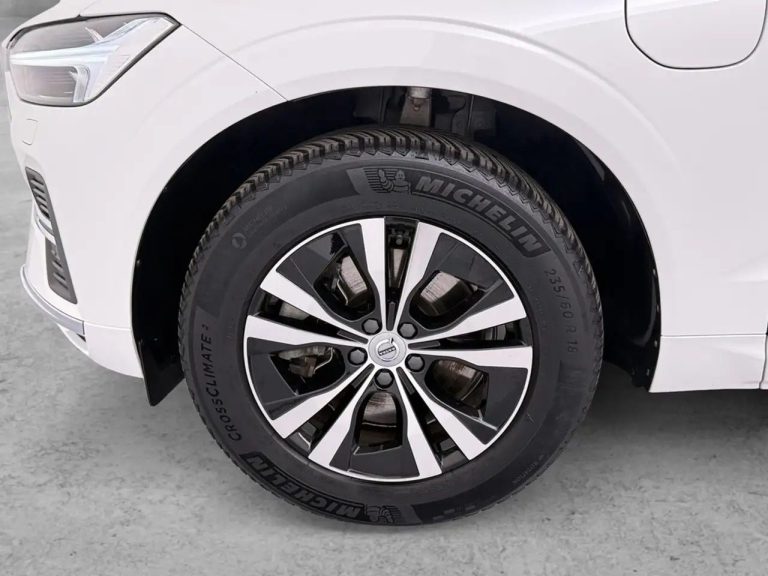 Volvo XC60 T8 Recharge Core AWD - photo 8