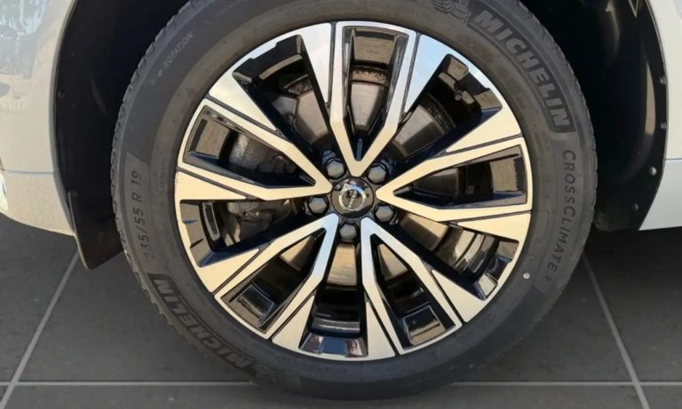 Volvo XC60 B4 Plus Dark - photo 9