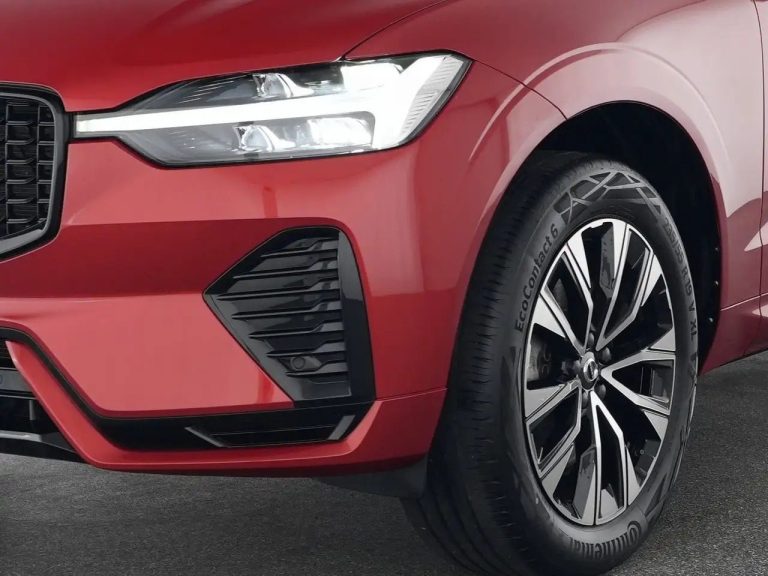 Volvo XC60 B4 Plus Dark - photo 9