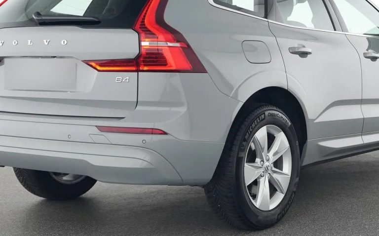 Volvo XC60 B4 Diesel Core - photo 10