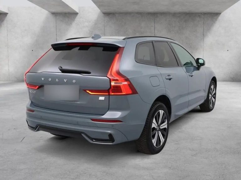 Volvo XC60 Recharge T6 AWD Plus Dark - photo 4