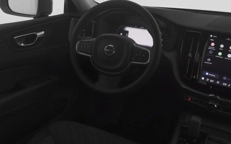 Volvo XC60 B4 Diesel Core - photo 4