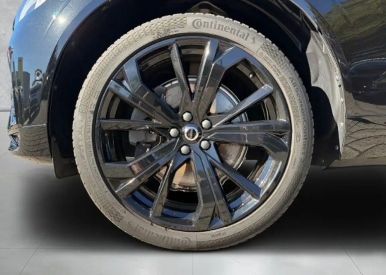 Volvo XC60 T8 Recharge AWD Plus Black Edition - photo 9