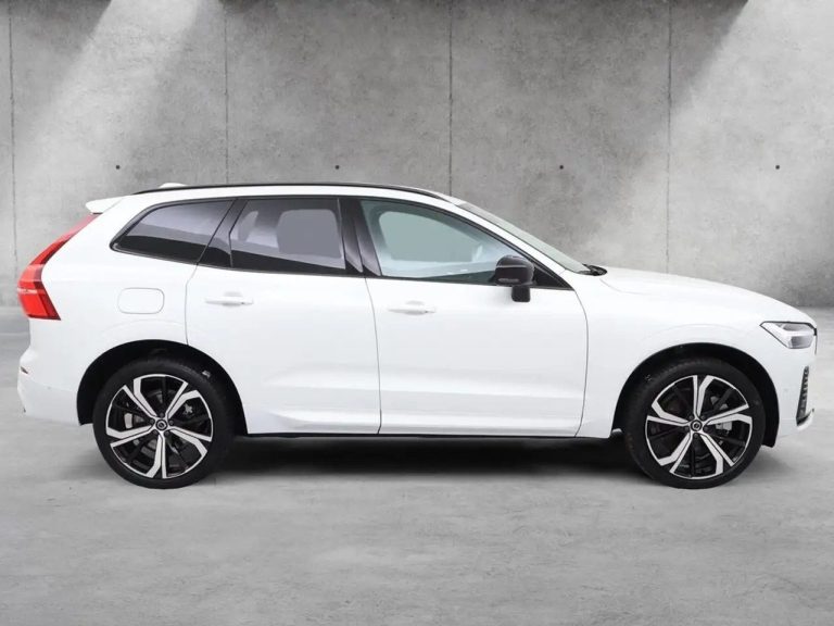 Volvo XC60 T8 Recharge AWD Plus Dark - photo 3