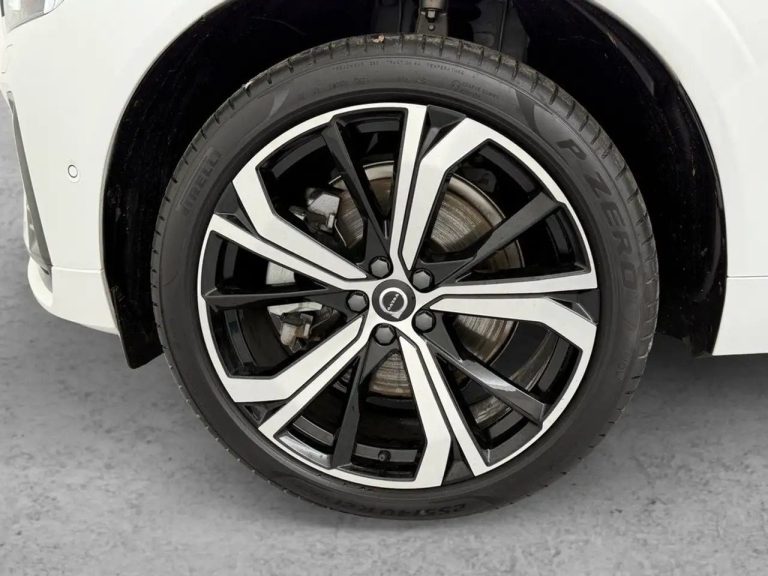 Volvo XC60 T8 Recharge AWD Plus Dark - photo 8