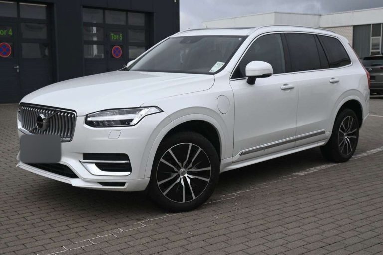 Volvo XC90 T8 AWD Recharge Inscription Expression