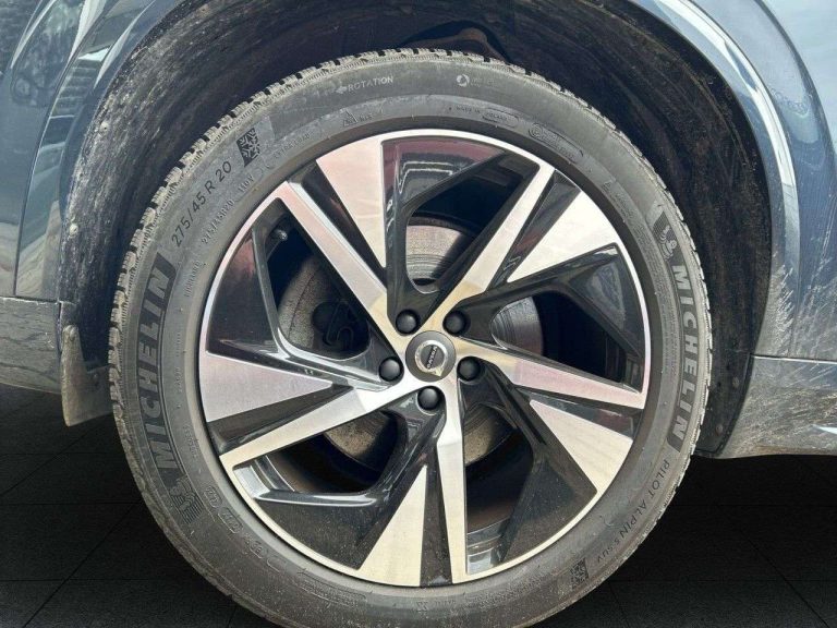 Volvo XC90 B5 AWD Inscription - photo 13