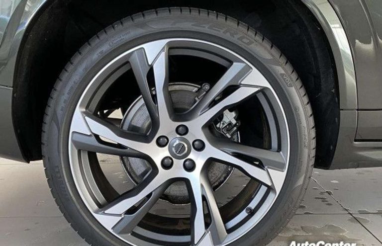 Volvo XC90 B5 AWD Inscription - photo 6