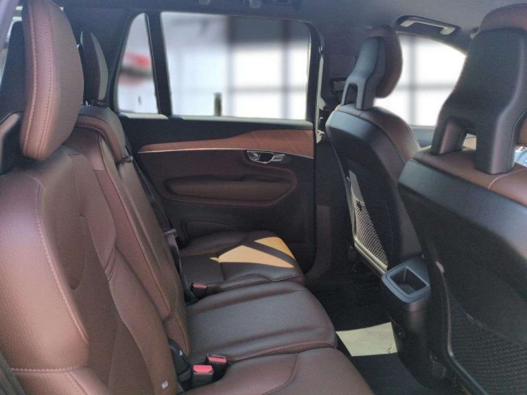 Volvo XC90 B5 AWD Momentum Pro - photo 8