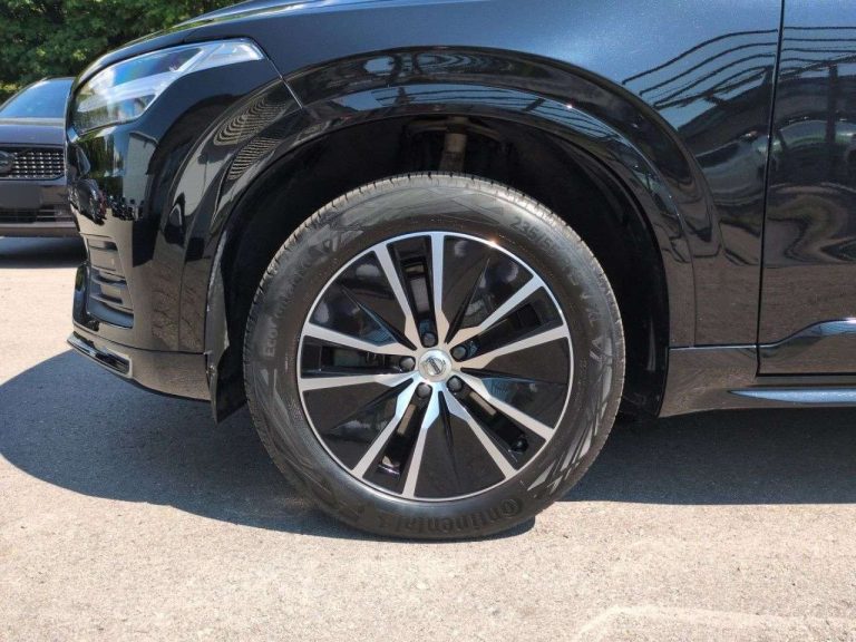 Volvo XC90 B5 AWD Momentum Pro - photo 9